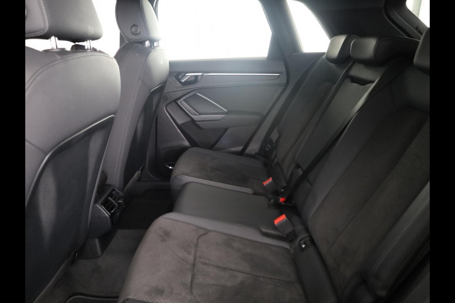 Audi Q3 35 TFSI S Line 150pk | Navigatie | Climatronic | Matrix Led koplampen | Parkeercamera | B&O Audio| Adaptive cruise controle
