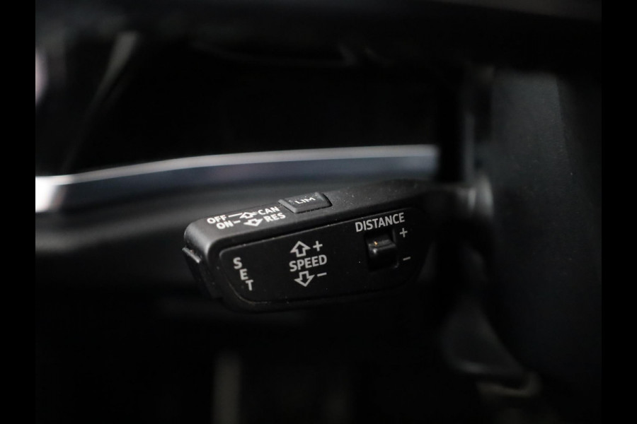 Audi Q3 35 TFSI S Line 150pk | Navigatie | Climatronic | Matrix Led koplampen | Parkeercamera | B&O Audio| Adaptive cruise controle