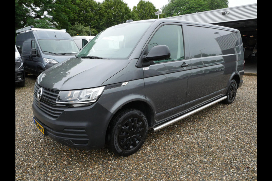 Volkswagen Transporter 2.0TDI 110PK L2 Airco cruise carplay 3-zits deuren