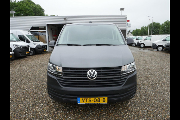 Volkswagen Transporter 2.0TDI 110PK L2 Airco cruise carplay 3-zits deuren