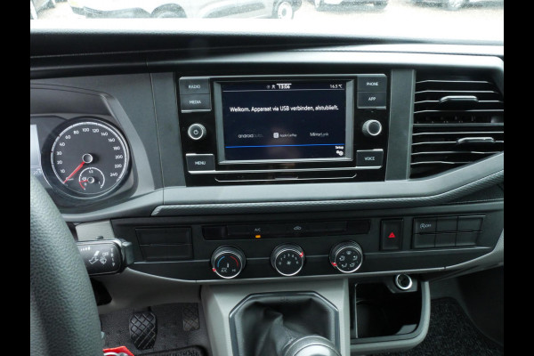 Volkswagen Transporter 2.0TDI 110PK L2 Airco cruise carplay 3-zits deuren