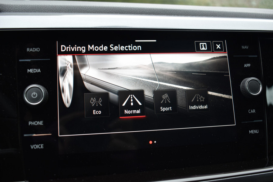 Volkswagen Polo GTI 2.0 TSI 210PK DSG STOELVERW VIRTUAL/IQ-LED/CARPLAY