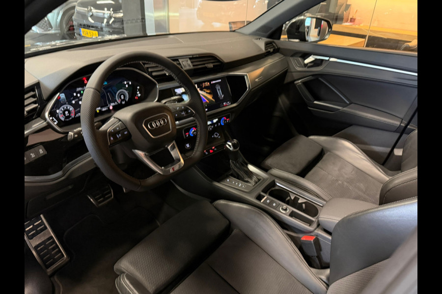 Audi Q3 Sportback 35 TFSI 3X S line Panorama Camera Keyless