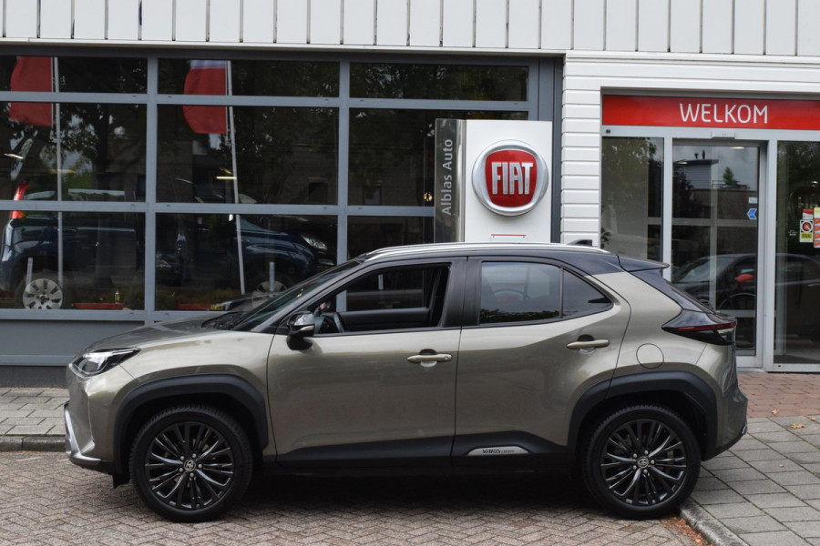 Toyota Yaris Cross 1.5 Hybrid Adventure|Pano|Winterpack|Camera