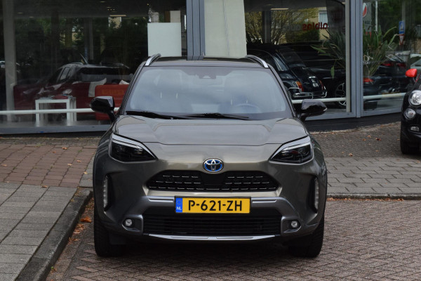 Toyota Yaris Cross 1.5 Hybrid Adventure|Pano|Winterpack|Camera