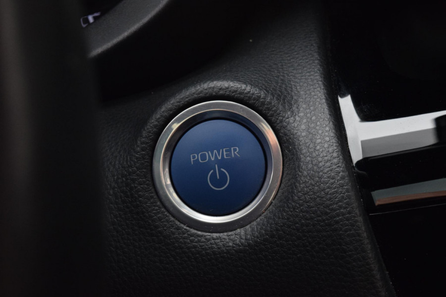 Toyota Yaris Cross 1.5 Hybrid Adventure|Pano|Winterpack|Camera