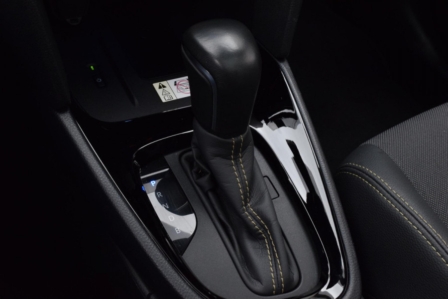 Toyota Yaris Cross 1.5 Hybrid Adventure|Pano|Winterpack|Camera