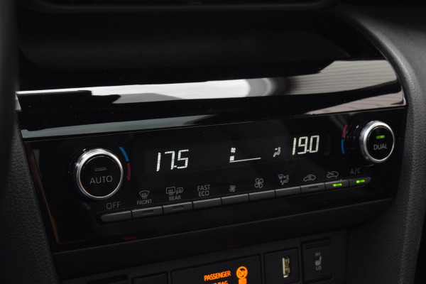 Toyota Yaris Cross 1.5 Hybrid Adventure|Pano|Winterpack|Camera