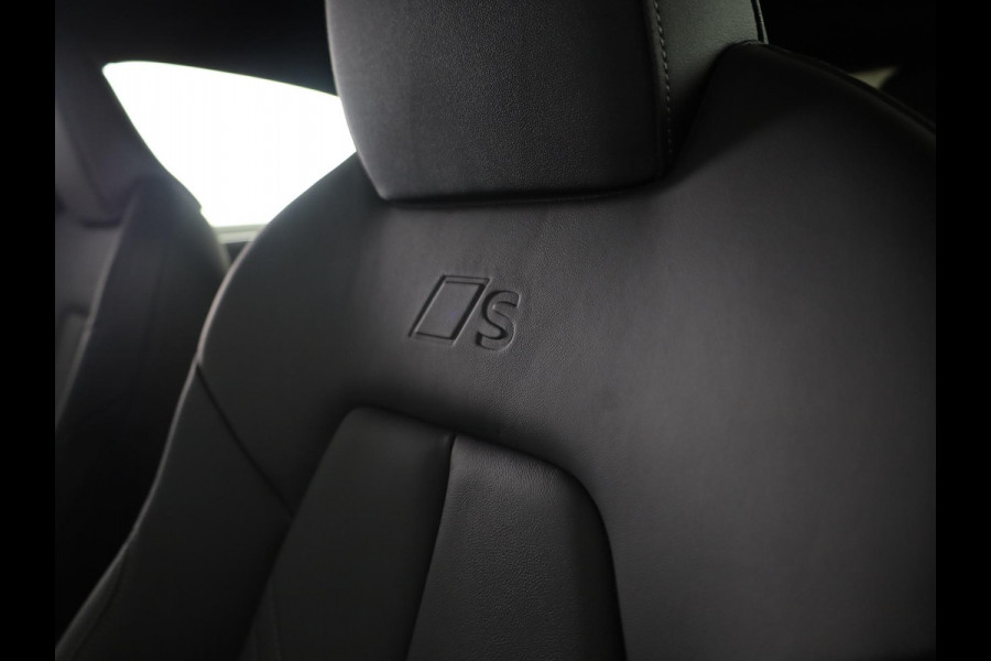 Audi A5 Limousine S edition 2.0 TFSI e 299 pk | Techniek pakket plus | Premium pakket | Optiekpakket zwart-glanzend | Trekhaak, elektr. wegklapbaar |