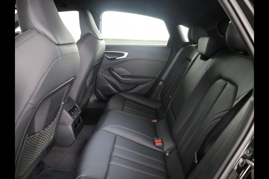 Audi A5 Limousine S edition 2.0 TFSI e 299 pk | Techniek pakket plus | Premium pakket | Optiekpakket zwart-glanzend | Trekhaak, elektr. wegklapbaar |