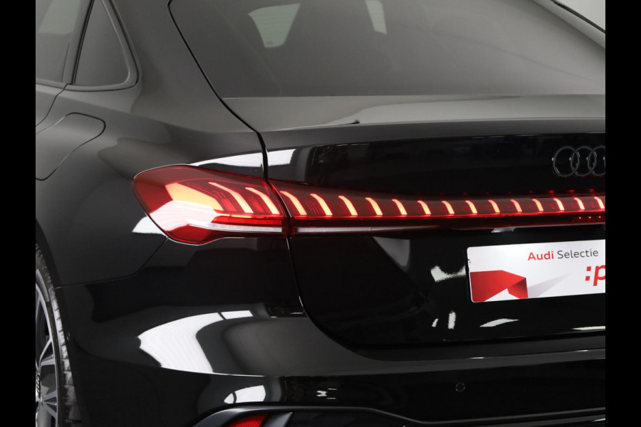 Audi A5 Limousine S edition 2.0 TFSI e 299 pk | Techniek pakket plus | Premium pakket | Optiekpakket zwart-glanzend | Trekhaak, elektr. wegklapbaar |