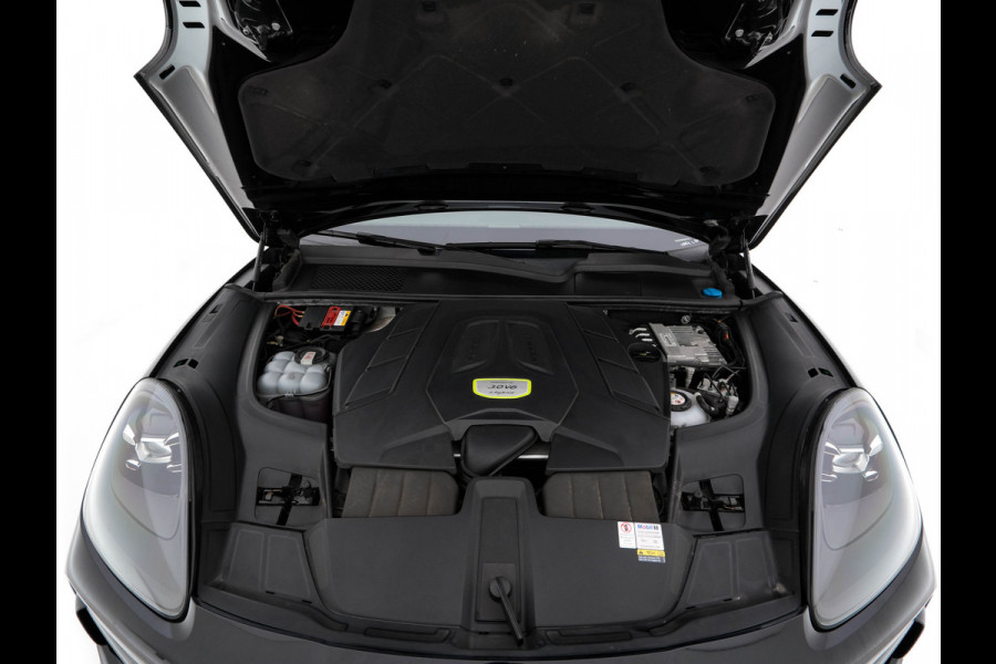 Porsche Cayenne 3.0 E-Hybrid (Plug-in) {SoH-100%} (INCL.BTW) *PANO | LEATHER | FULL-LED | SPORT-CHRONO | MEMORY-PACK | BOSE-SOUND | TOP-VIEW | HEATED-COMFORTSEATS | NAVI-FULLAMP | PRIVACY-GLASS | SHIFT-PADDLES | 22''ALU | TOWBAR*