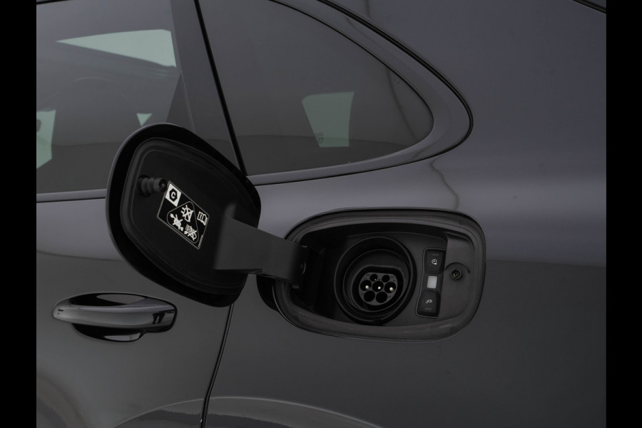 Porsche Cayenne 3.0 E-Hybrid (Plug-in) {SoH-100%} (INCL.BTW) *PANO | LEATHER | FULL-LED | SPORT-CHRONO | MEMORY-PACK | BOSE-SOUND | TOP-VIEW | HEATED-COMFORTSEATS | NAVI-FULLAMP | PRIVACY-GLASS | SHIFT-PADDLES | 22''ALU | TOWBAR*