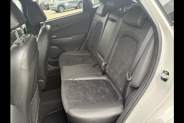 Hyundai Kona 1.0 T-GDI N Line | Trekhaak | Stoelventilatie & Verwarming | Elek. Verstelbare Stoel | Dodehoeksensoren | Camera |