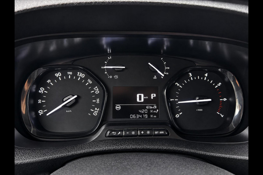 Citroën Jumpy 2.0 BlueHDI 120 XL Driver DC Imperiaal Trekhaak Navigatie Apple CarPlay Android Auto Camera Parkeerhulp Cruise Control Verwarmbare bestuurdersstoel Climate Control