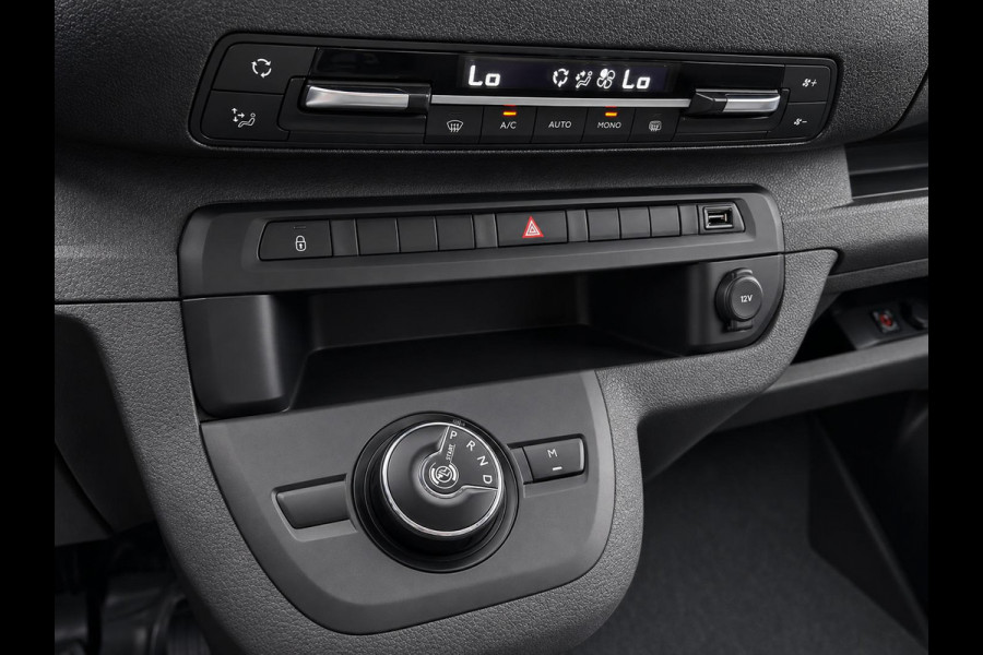 Citroën Jumpy 2.0 BlueHDI 120 XL Driver DC Imperiaal Trekhaak Navigatie Apple CarPlay Android Auto Camera Parkeerhulp Cruise Control Verwarmbare bestuurdersstoel Climate Control