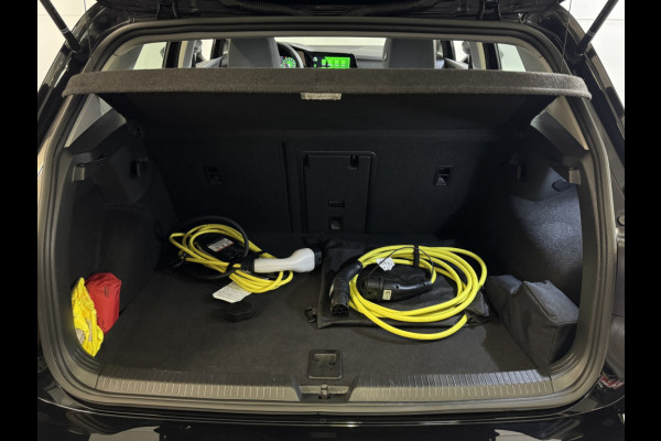Volkswagen Golf 204PK eHybrid PHEV DSG STYLE CAMERA/CARPLAY/SFEERVERL.
