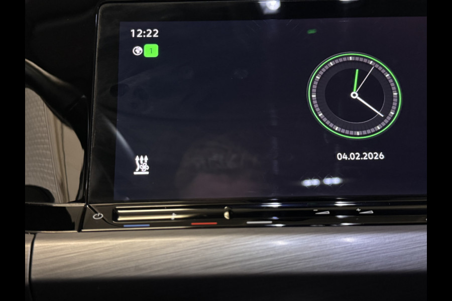 Volkswagen Golf 204PK eHybrid PHEV DSG STYLE CAMERA/CARPLAY/SFEERVERL.