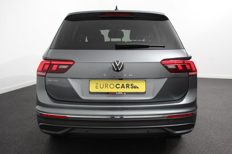Volkswagen Tiguan Allspace 1.5 TSI DSG Life 7p. Navigatie Adaptieve Cruise Control Camera Elektrische Achterklep Elektrische Trekhaak Climate control Apple Carplay/ Android Auto