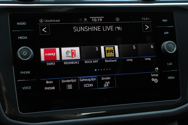 Volkswagen Tiguan Allspace 1.5 TSI DSG Life 7p. Navigatie Adaptieve Cruise Control Camera Elektrische Achterklep Elektrische Trekhaak Climate control Apple Carplay/ Android Auto