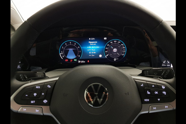Volkswagen Golf 1.5 150pk eTSI Life DSG Navigatie Climate control Parkeer sensoren Stoelverwarming DAB Led Digitale Cockpit Lichtmetalen velgen Apple Carplay/ Android Auto