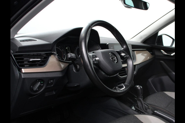 Škoda Kamiq 1.0 TSI 110pk DSG Style Navigatie Apple Carplay / Android auto Parkeersensor achter Cruise Control Verwarmbare voorstoelen Extra getint glas Climate Control
