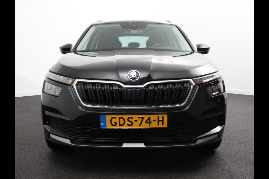 Škoda Kamiq 1.0 TSI 110pk DSG Style Navigatie Apple Carplay / Android auto Parkeersensor achter Cruise Control Verwarmbare voorstoelen Extra getint glas Climate Control