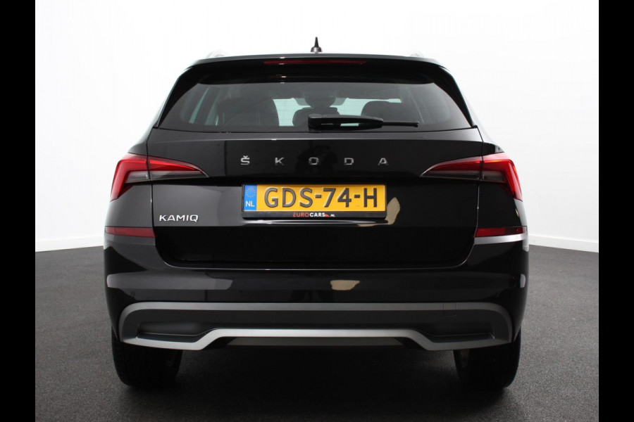 Škoda Kamiq 1.0 TSI 110pk DSG Style Navigatie Apple Carplay / Android auto Parkeersensor achter Cruise Control Verwarmbare voorstoelen Extra getint glas Climate Control