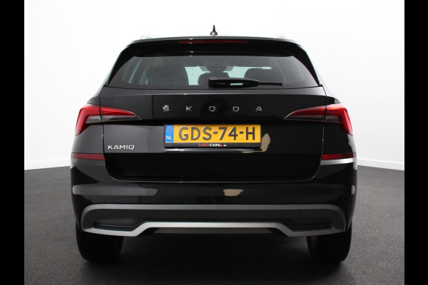 Škoda Kamiq 1.0 TSI 110pk DSG Style Navigatie Apple Carplay / Android auto Parkeersensor achter Cruise Control Verwarmbare voorstoelen Extra getint glas Climate Control