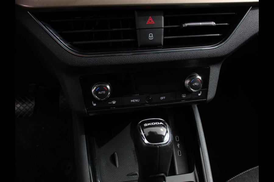 Škoda Kamiq 1.0 TSI 110pk DSG Style Navigatie Apple Carplay / Android auto Parkeersensor achter Cruise Control Verwarmbare voorstoelen Extra getint glas Climate Control