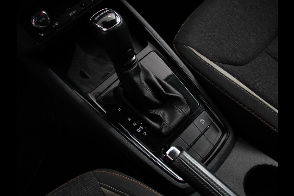Škoda Kamiq 1.0 TSI 110pk DSG Style Navigatie Apple Carplay / Android auto Parkeersensor achter Cruise Control Verwarmbare voorstoelen Extra getint glas Climate Control