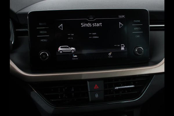 Škoda Kamiq 1.0 TSI 110pk DSG Style Navigatie Apple Carplay / Android auto Parkeersensor achter Cruise Control Verwarmbare voorstoelen Extra getint glas Climate Control