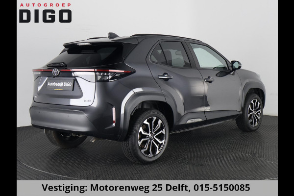 Toyota Yaris Cross 1.5 HYBRIDE DYNAMIC LUXERY GARANTIE TOT 2035 DODE HOEK DETECTIE. NAVIGATIE . PARKEERSENSOREN VOOR & ACHTER . STOEL/STUUR VERWARMING .