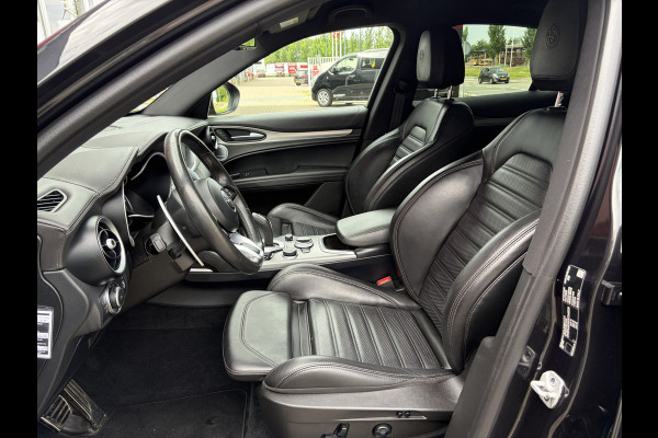 Alfa Romeo Stelvio 2.0 T AWD Veloce | Harman-Kardon | Camera | trekhaak afneembaar