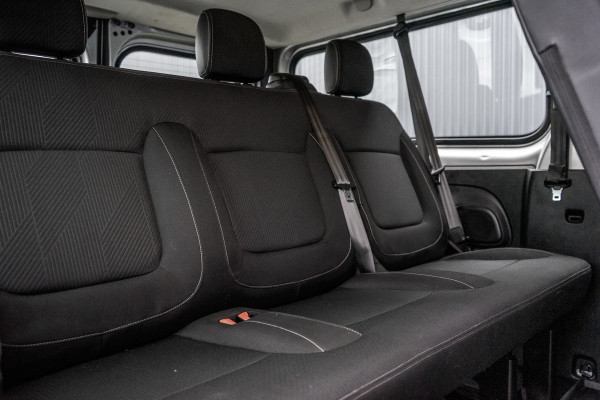 Renault Trafic Passenger **1.6 dCi 9-Pers L2H1 | Incl. BPM, BTW vrij | R-Link | Navi | A/C | Cruise | PDC | MF Stuur | Start / Stop**