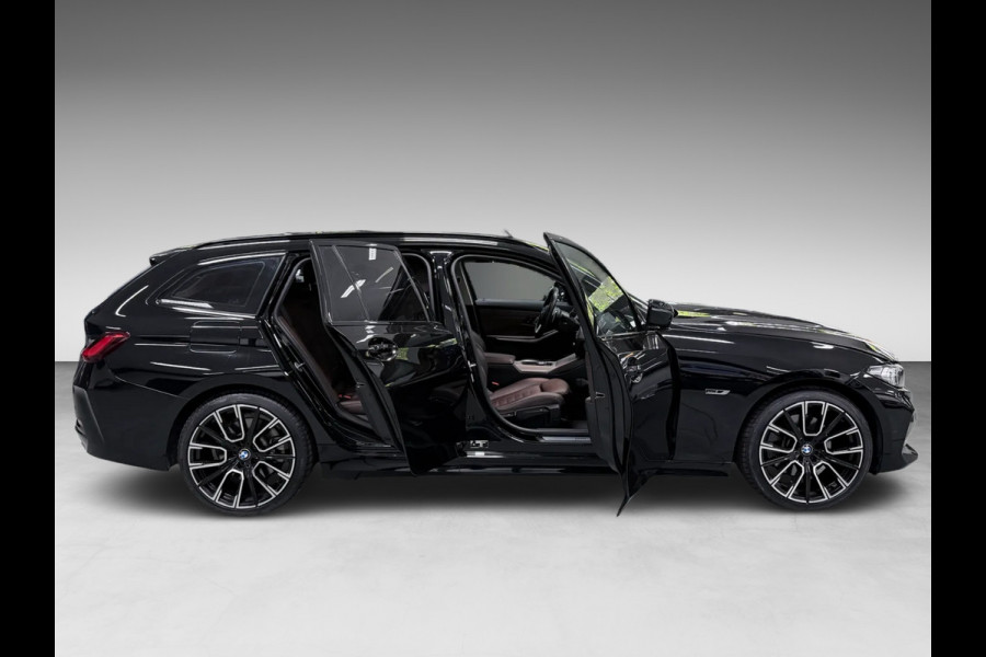BMW 3 Serie Touring 320e SPORT FACELIFT 19'' SOH-TEST/NAVI/LED/DAB/CARPLAY/ECC/PDC/CRUISE/V-COCKPIT/LEDER///