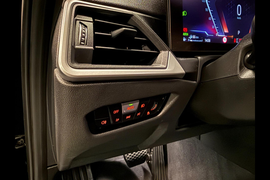 BMW 3 Serie Touring 320e SPORT FACELIFT 19'' SOH-TEST/NAVI/LED/DAB/CARPLAY/ECC/PDC/CRUISE/V-COCKPIT/LEDER///