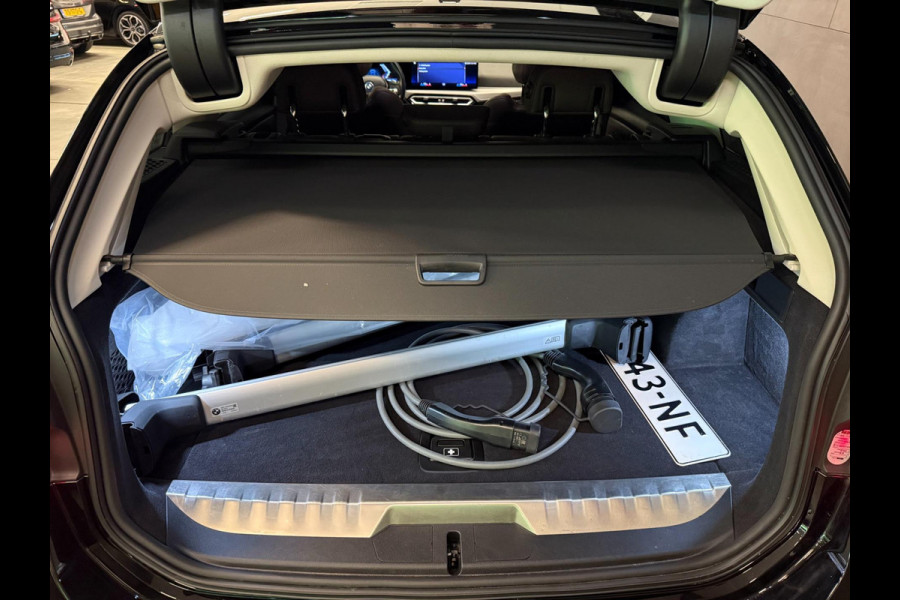 BMW 3 Serie Touring 320e SPORT FACELIFT 19'' SOH-TEST/NAVI/LED/DAB/CARPLAY/ECC/PDC/CRUISE/V-COCKPIT/LEDER///