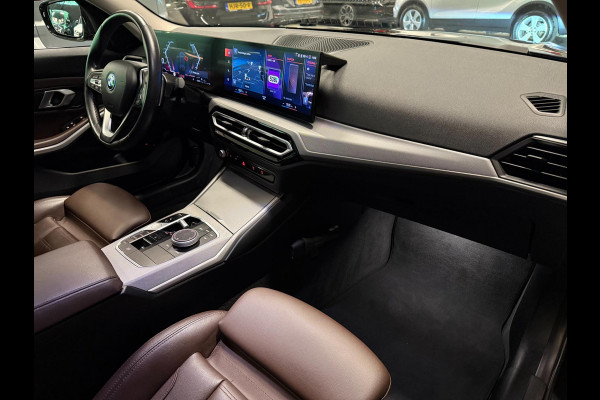 BMW 3 Serie Touring 320e SPORT FACELIFT 19'' SOH-TEST/NAVI/LED/DAB/CARPLAY/ECC/PDC/CRUISE/V-COCKPIT/LEDER///