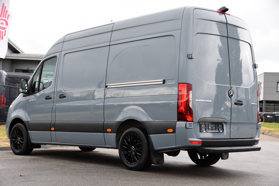 Mercedes-Benz Sprinter 319 1.9 CDI L2H2 RWD PB Edition 360 Camera, Cruise, Carplay, 2 x Schuifdeur, LED, 190pk, 2 x Geveerde stoel, 10,5'' Mbux, Stoelverwarming, Automaat, Uniek!