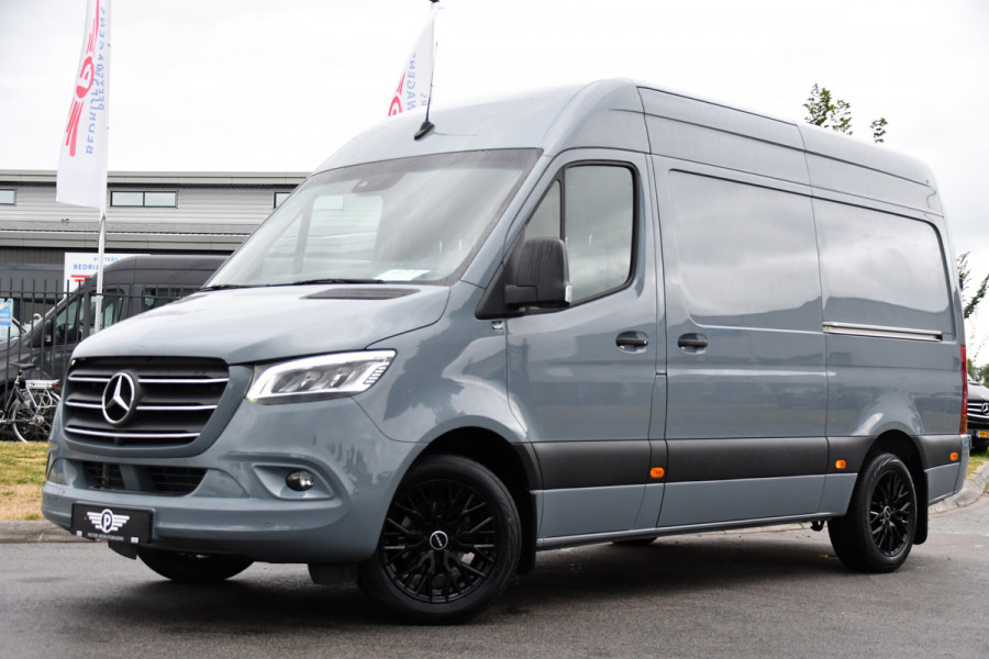 Mercedes-Benz Sprinter 319 1.9 CDI L2H2 RWD PB Edition 360 Camera, Cruise, Carplay, 2 x Schuifdeur, LED, 190pk, 2 x Geveerde stoel, 10,5'' Mbux, Stoelverwarming, Automaat, Uniek!