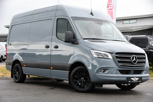 Mercedes-Benz Sprinter 319 1.9 CDI L2H2 RWD PB Edition 360 Camera, Cruise, Carplay, 2 x Schuifdeur, LED, 190pk, 2 x Geveerde stoel, 10,5'' Mbux, Stoelverwarming, Automaat, Uniek!