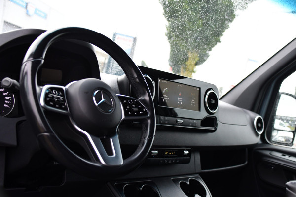 Mercedes-Benz Sprinter 319 1.9 CDI L2H2 RWD PB Edition 360 Camera, Cruise, Carplay, 2 x Schuifdeur, LED, 190pk, 2 x Geveerde stoel, 10,5'' Mbux, Stoelverwarming, Automaat, Uniek!