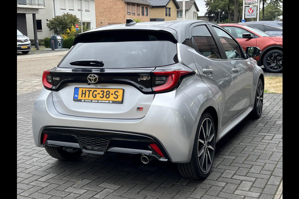 Toyota Yaris 1.5 Hybrid 130 GR Sport | Eerste eigenaar, Keyless entry, 18 inch, Groot scherm, LED, Climate control, CarPlay/Android Auto