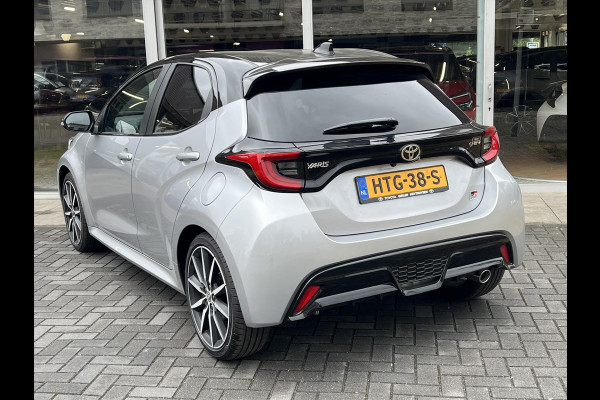 Toyota Yaris 1.5 Hybrid 130 GR Sport | Eerste eigenaar, Keyless entry, 18 inch, Groot scherm, LED, Climate control, CarPlay/Android Auto