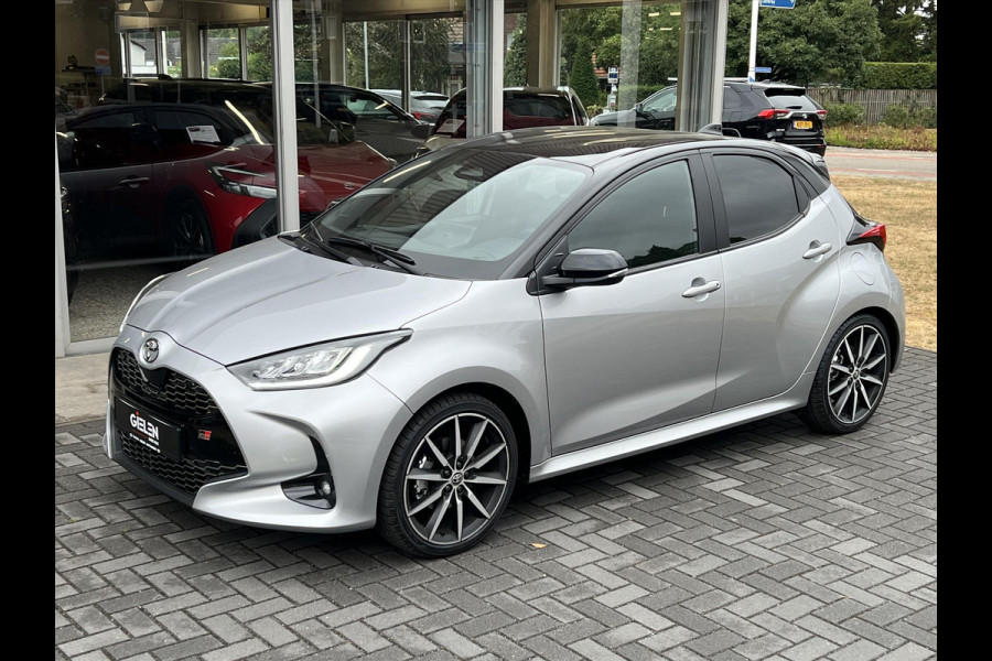 Toyota Yaris 1.5 Hybrid 130 GR Sport | Eerste eigenaar, Keyless entry, 18 inch, Groot scherm, LED, Climate control, CarPlay/Android Auto