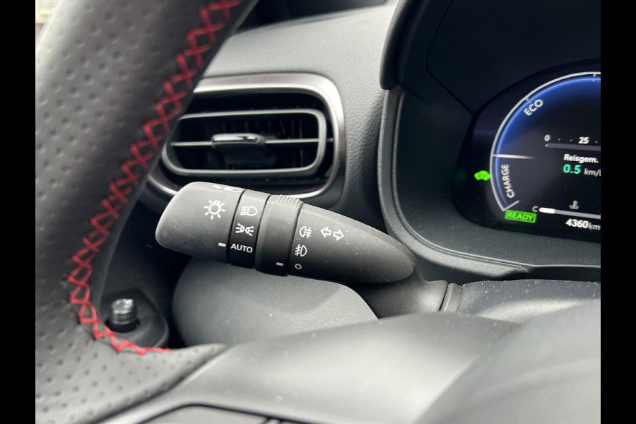 Toyota Yaris 1.5 Hybrid 130 GR Sport | Eerste eigenaar, Keyless entry, 18 inch, Groot scherm, LED, Climate control, CarPlay/Android Auto