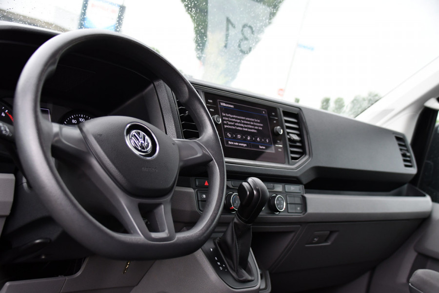 Volkswagen Crafter 35 2.0 TDI L3H3 Black Edition Camera, Carplay, LED, 177pk, Automaat, Standkachel, Geveerde stoel, Uniek!