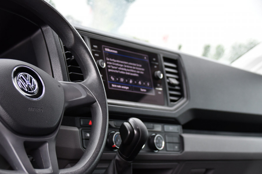 Volkswagen Crafter 35 2.0 TDI L3H3 Black Edition Camera, Carplay, LED, 177pk, Automaat, Standkachel, Geveerde stoel, Uniek!
