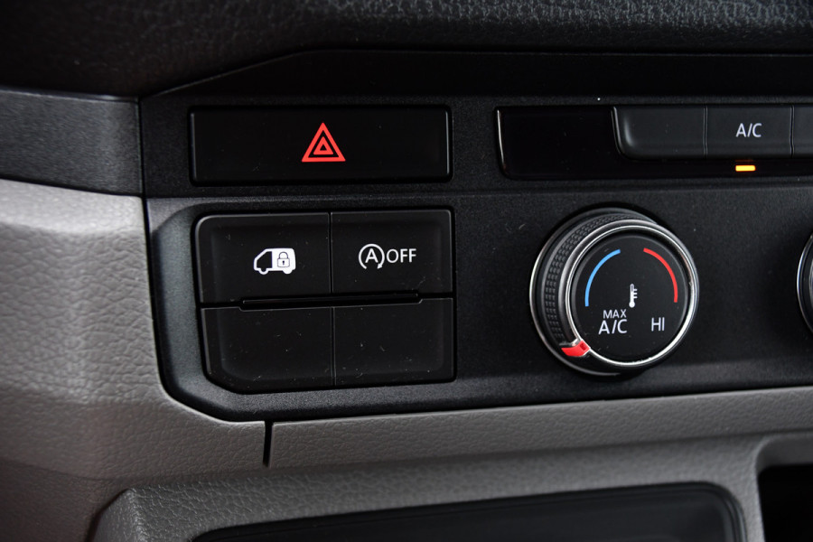 Volkswagen Crafter 35 2.0 TDI L3H3 Black Edition Camera, Carplay, LED, 177pk, Automaat, Standkachel, Geveerde stoel, Uniek!